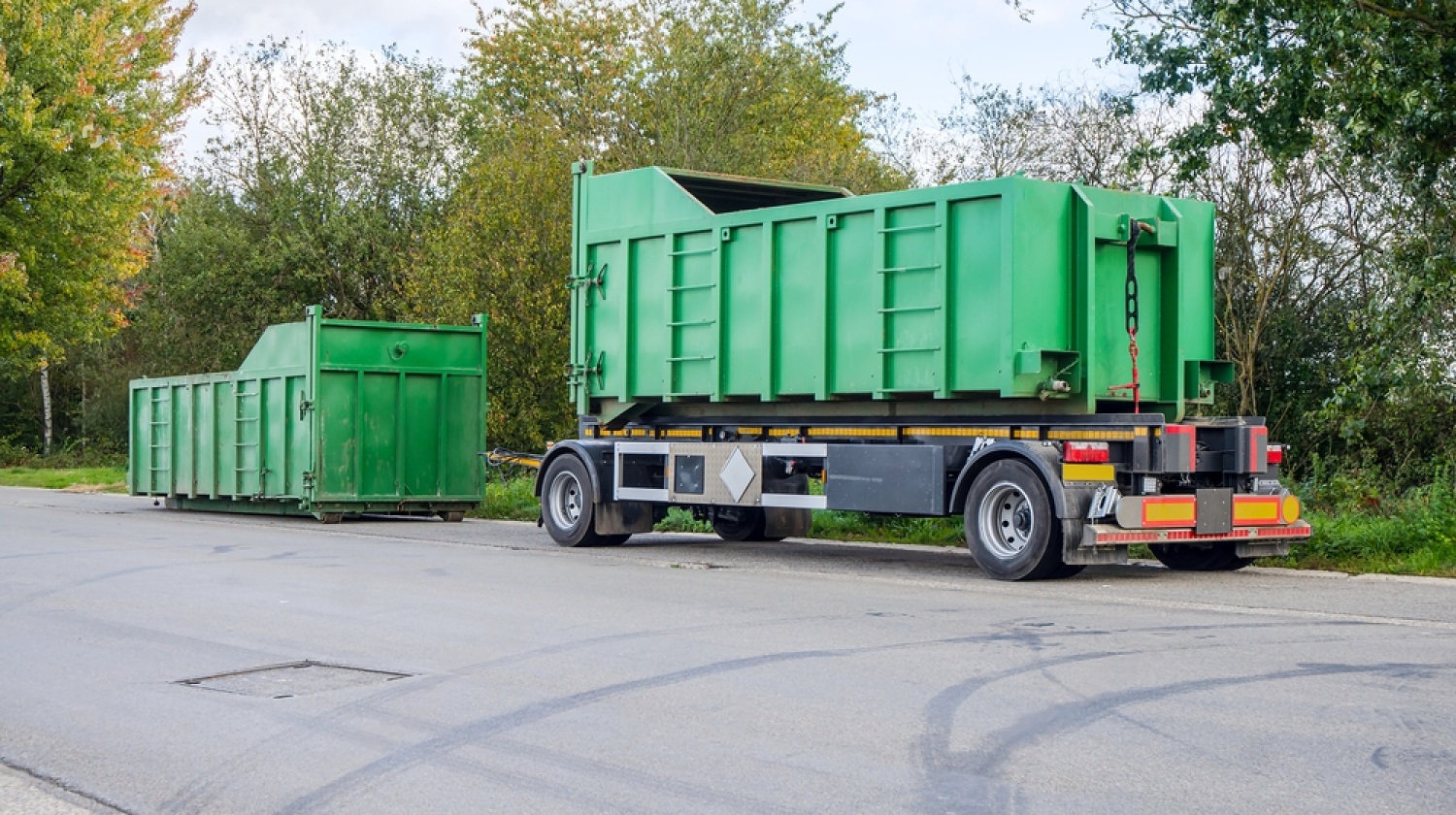 Maximizing Efficiency and Convenience with Roll Off Rental - Dumpster and Recycling Provider